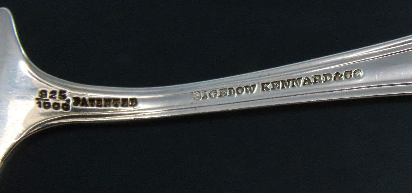 Handsome Sterling Silver Serving Fork Newport Shell 6 1/4 Inches