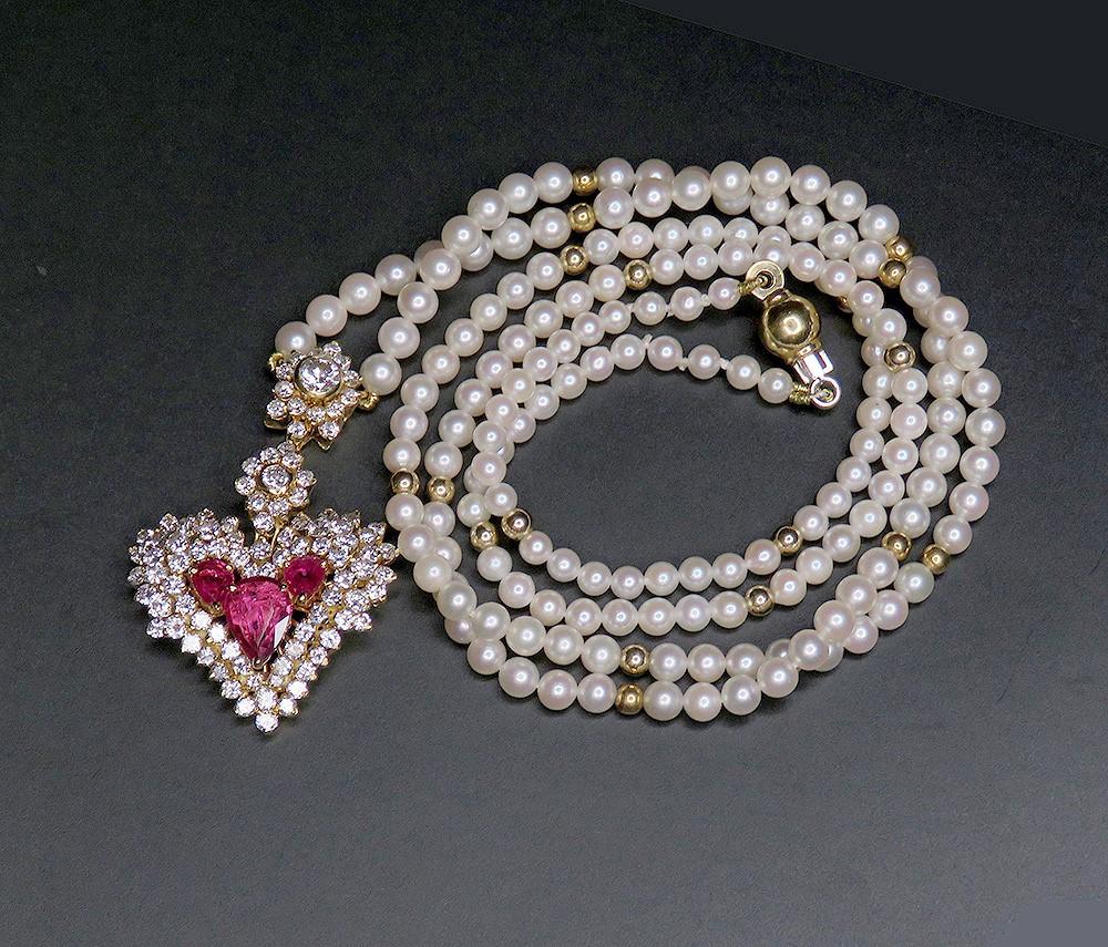 Finest Quality Italian 18K Yellow Gold Diamond Ruby Pearl Heart Pendant Necklace