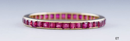 Elegant 14k Gold Synth Ruby Eternity Band Ring sz 8