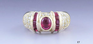 Vibrant 18K Yellow Gold Diamond & Ruby Ring Size 5.25