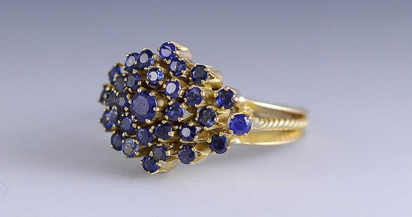 Gorgeous 18K Yellow Gold & Sapphire Cluster Ring Size 6.5