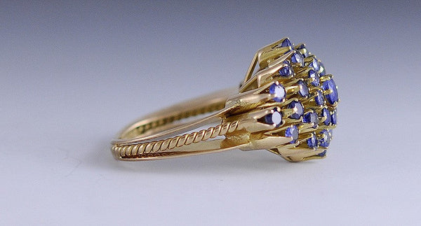 Gorgeous 18K Yellow Gold & Sapphire Cluster Ring Size 6.5
