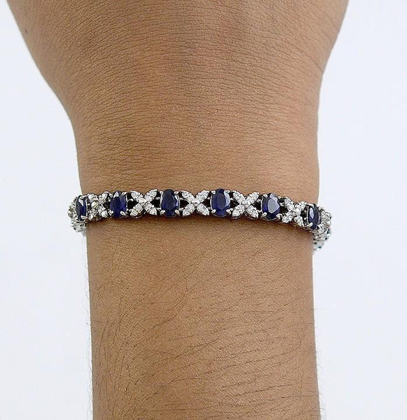 Attractive 14K White Gold Sapphire & Diamond Bracelet