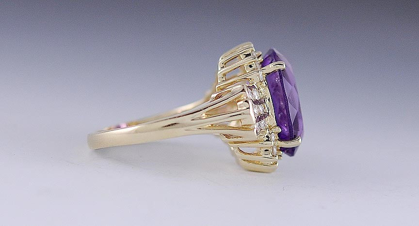 Wonderful Diamond & ~5.68 Carat Amethyst 14k Yellow Gold Ring Size 7