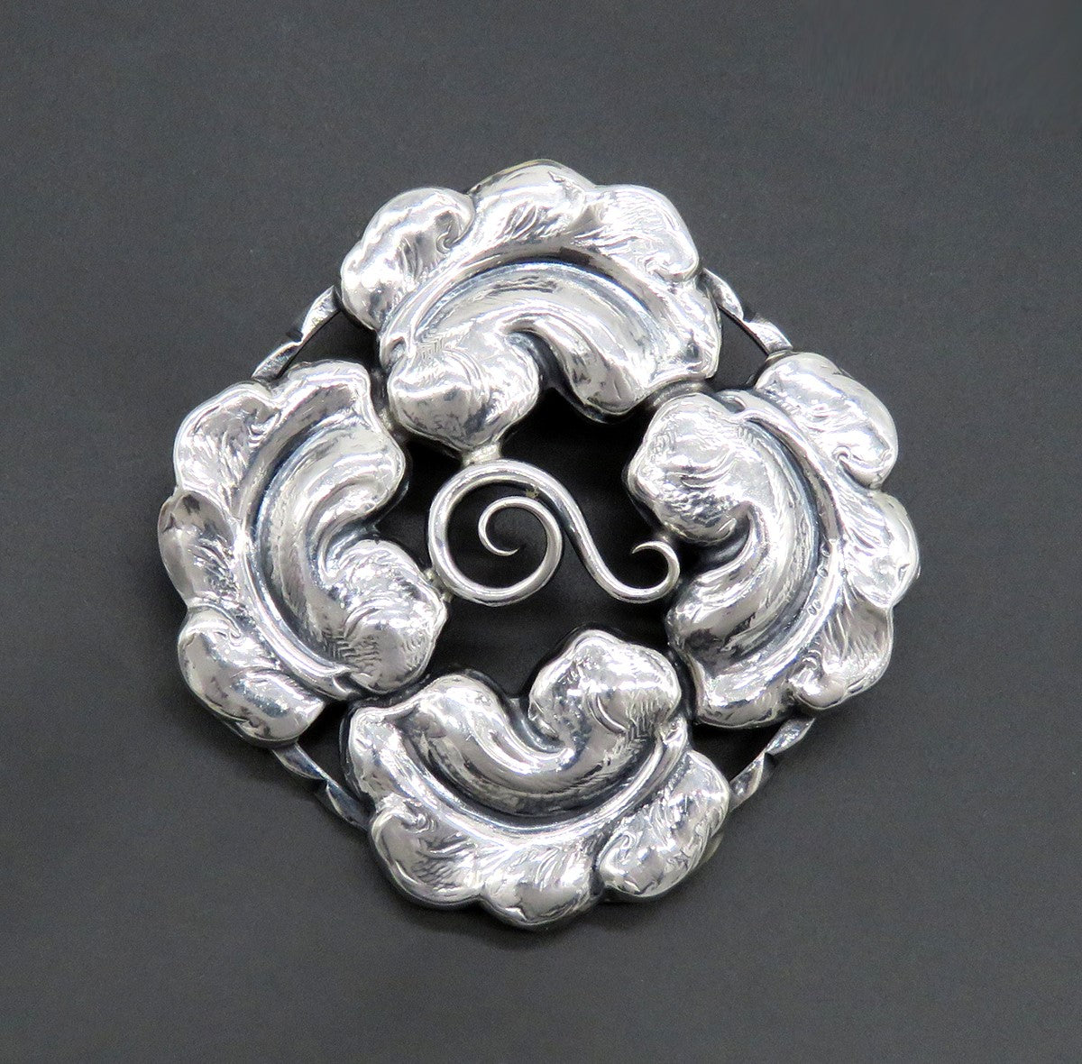Stylish VTG Danish Sterling Silver 935 Quatrefoil Feather Leaf Pin Brooch