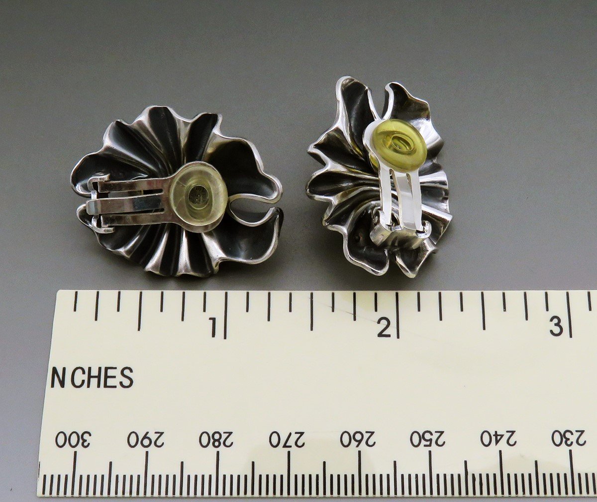 Fab VTG Georg Jensen Sterling Silver 18k Gold #400 Ribbon Earrings Lene Munthe