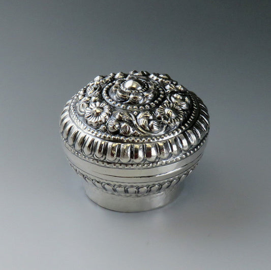Neat Antique Indonesian Silver Hand Chased Small Trinket Box