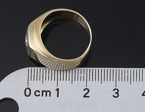 Heavy Weight Vintage 14k Yellow Gold & Diamond Ring