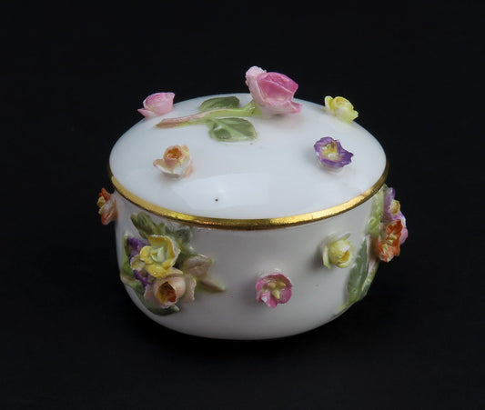 Lovely Small Meissen Porcelain Box w/ Colorful Applied Flowers Late 1800s