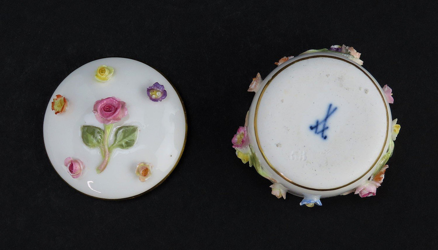 Lovely Small Meissen Porcelain Box w/ Colorful Applied Flowers Late 1800s
