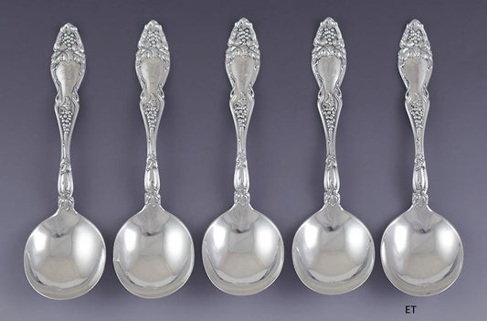 Nice Set 5 International Sterling Silver Cloeta Round Bowl Gumbo Soup Spoons