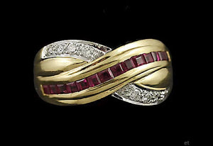 Vibrant 18K Yellow Gold Brilliant Diamond & Ruby Ring Modern