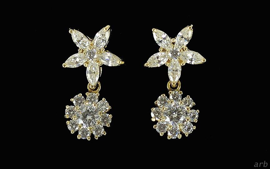 Snazzy 14k Yellow Gold and Cubic Zirconia Earrings, Star Studs w/Round Drops