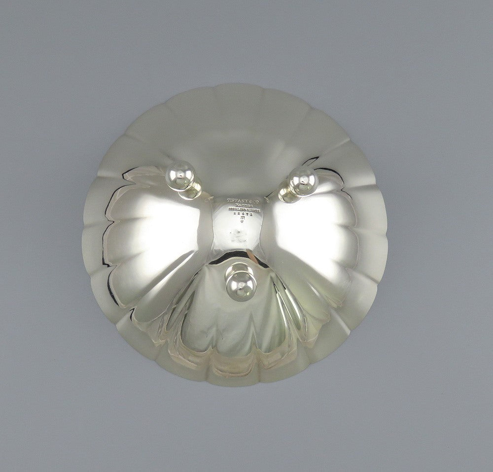 Antique c1920 Tiffany & Co Sterling Silver Ruffled Lobed Fruit Bowl or Dish