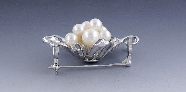 Luminous Sterling Silver Pearl Flower Leaf Form Brooch Pin