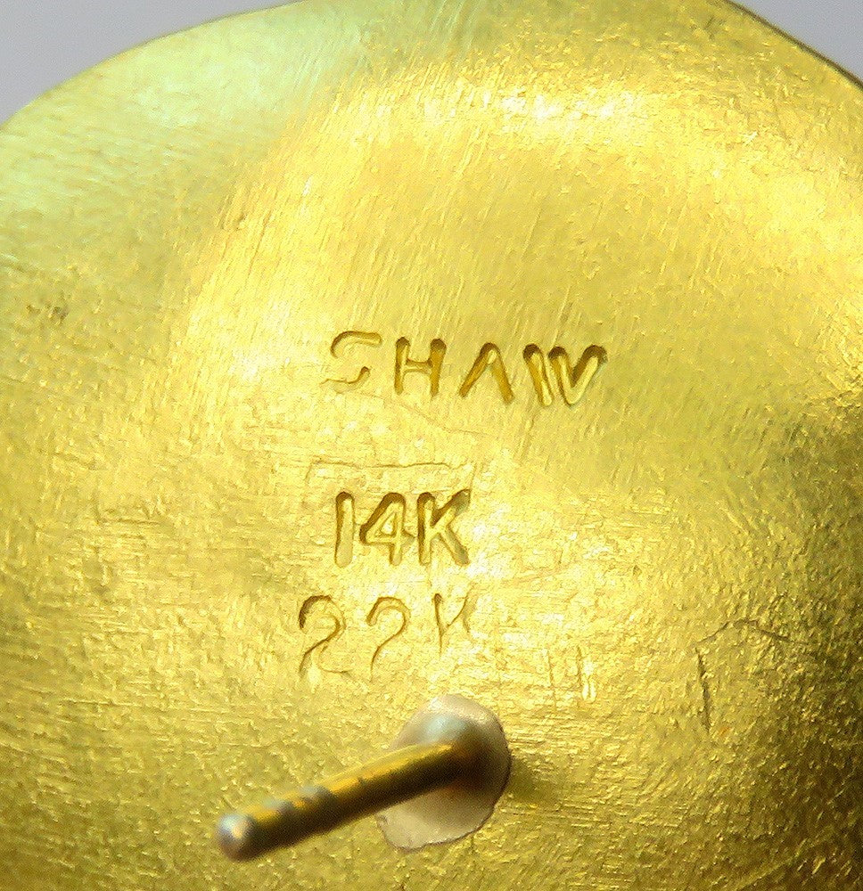 Unique Signed Sam Shaw 22k Yellow Gold Speckled Variegated Granite Earrings