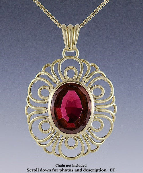 Stunning 18k Yellow Gold Filigree Openwork Lab Created Ruby Pendant