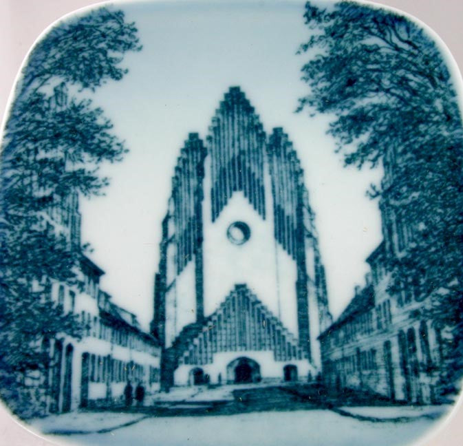 Architecture Scene Bing Grondahl Porcelain Mint Teabag Dishes or Ashtrays