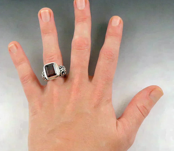 Striking Contemporary Sterling Silver Red Garnet Filigree Ring
