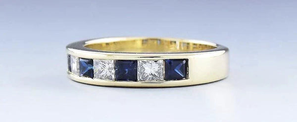 Elegant 18k Gold Sapphire & Diamond Anniversary Band Ring sz 6 3/4