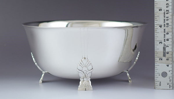 Vintage Deco Style 1947-1956 Beautiful Tiffany & Co Sterling Silver Footed Bowl