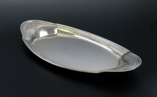 Exquisite c1920s Tiffany & Co Sterling Silver Oval Bread Dish Serving Tray