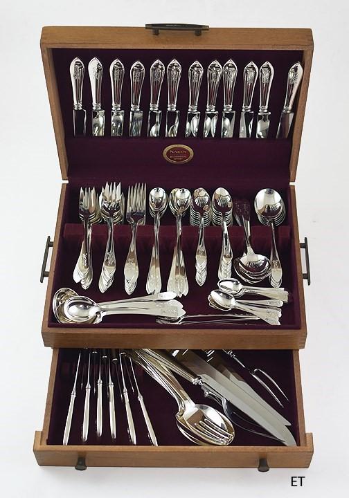 Fabulous Tiffany Co 117pc Sterling Silver Faneuil Flatware Serves 10