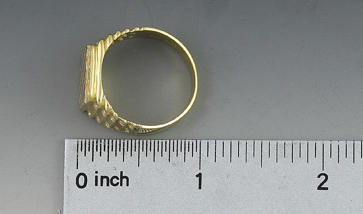 Attractive Tricolor 18K Gold & Brilliant Diamond Ring