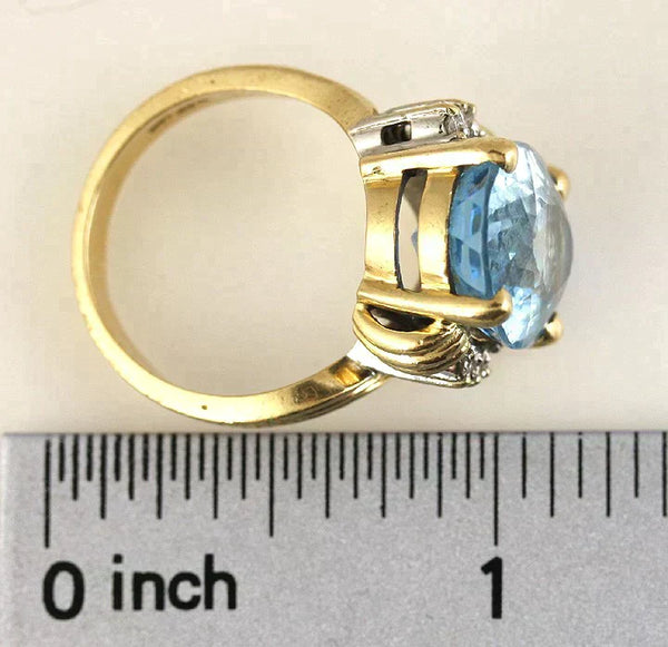 Attractive Modern 14K Gold Diamond & ~10.5ct Blue Topaz Ring