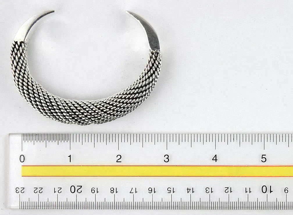 Very Attractive .925 Sterling Silver Slip-on Cuff Bracelet 6 3/4 Inches