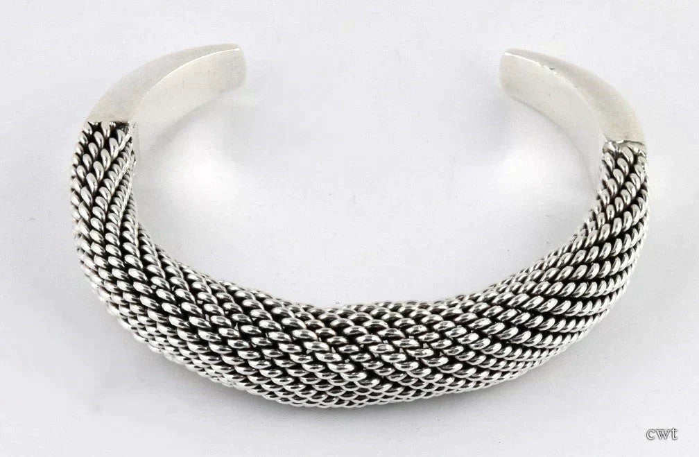 Very Attractive .925 Sterling Silver Slip-on Cuff Bracelet 6 3/4 Inches