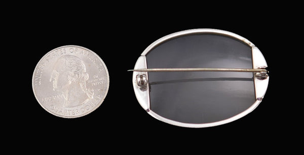 Shining Sterling Silver Oval Pin Set w/ Gray Toned Natural Agate Stone