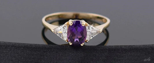 Fine 10k Yellow Gold, Purple Amethyst and Clear Trillions Stones Ring Size 6.75