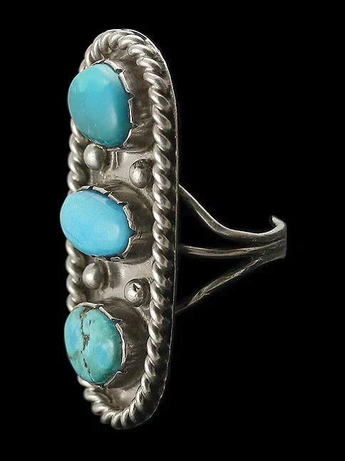 Vintage Southwest Indian Sterling Silver & Turquoise Ring Large Size