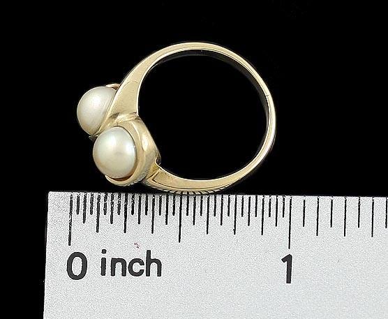 Striking Modern 10K Yellow Gold & Pearl Toi Et Moi Ring Size 5