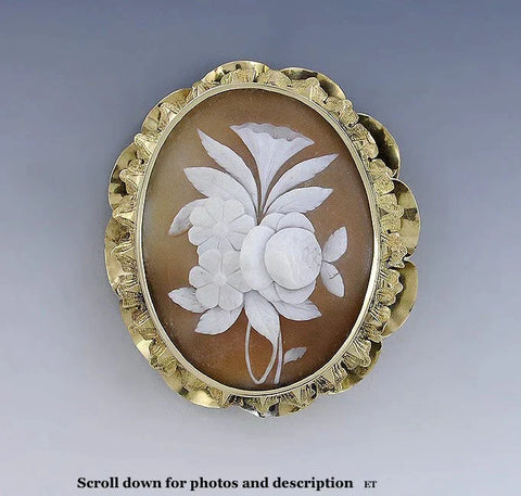 Elegant c1850s-1860s Italian Victorian 14k Gold Carved Cameo Flower Brooch