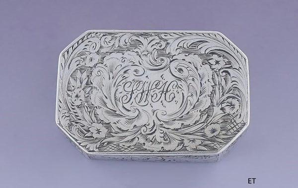 1835 Fine English Georgian Sterling Silver Octagonal Vinaigrette / Scent Box