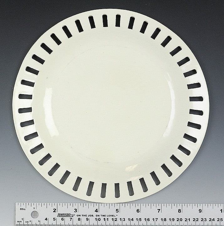 Lovely c1770-1800 English Creamware Hand Painted Reticulated Plate