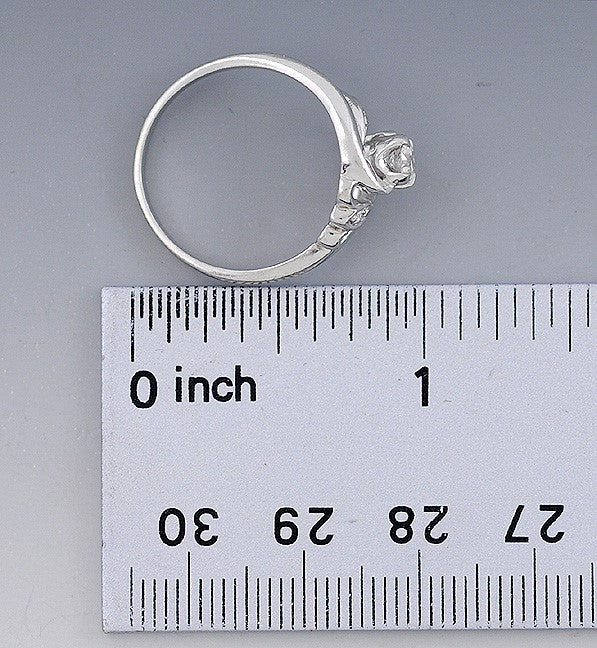 Lovely Vintage c1930s Diamond and 14k White Gold Spiral Whirl Ring