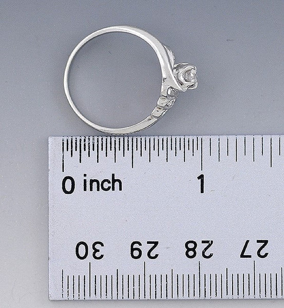 Lovely Vintage c1930s Diamond and 14k White Gold Spiral Whirl Ring