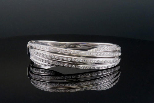 High End 18K White Gold ~2.5ct Diamond Wide Hinged Bangle Bracelet