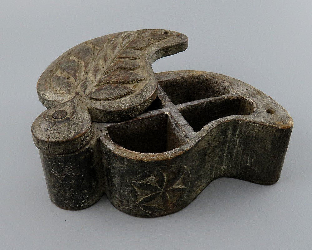 Neat VTG Hand Carved Indian Wooden Spice Box Leaf Shape Ganesh