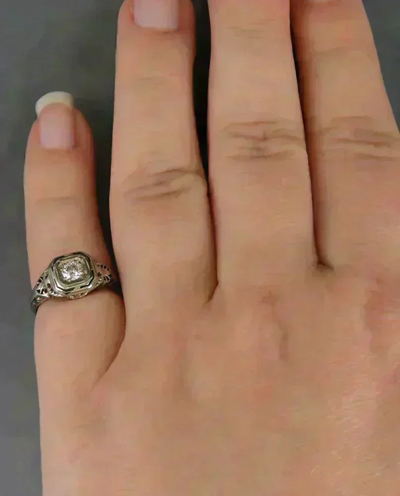 Elegant Vintage 18k White Gold Diamond Filigree Ring Edwardian Art Deco