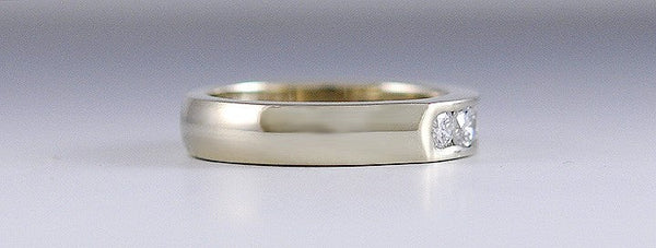 Elegant 14K White Gold 7 Diamond Anniversary Band Ring Size 6