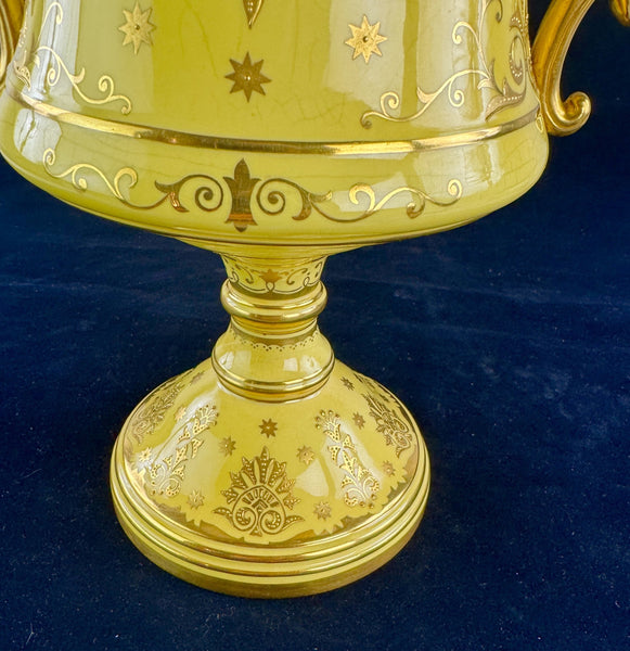 Wonderful c1900 English Coalport Yellow Gold Gilt Double Handle Urn Vase