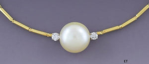 Elegant 18k Yellow Gold Diamond Mabe Pearl Cylinder Chain Necklace