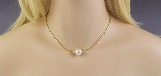 Elegant 18k Yellow Gold Diamond Mabe Pearl Cylinder Chain Necklace