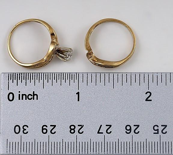 Stunning 14K Gold & Diamond Engagement Ring w/Guard Wedding Ring Suite