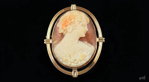 Amazing Vintage 10k Yellow Gold American Carved Shell Cameo Pin w/ Young Lady