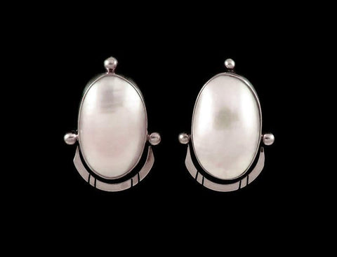Vintage Native American Indian Sterling Silver & Mother of Pearl Shell Earrings